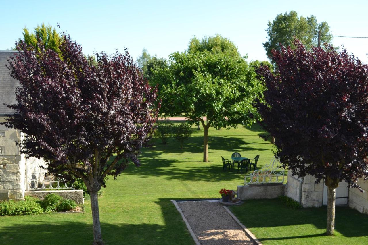 Les Chambres D Hotes Du Lavoir Restigné Extérieur photo